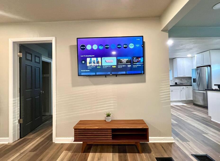 Modern Style Home Near Dt Indy & Major Attractions Indianapolis Buitenkant foto